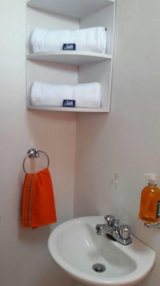 Hostal Deluxe Santander Manizales Exteriör bild
