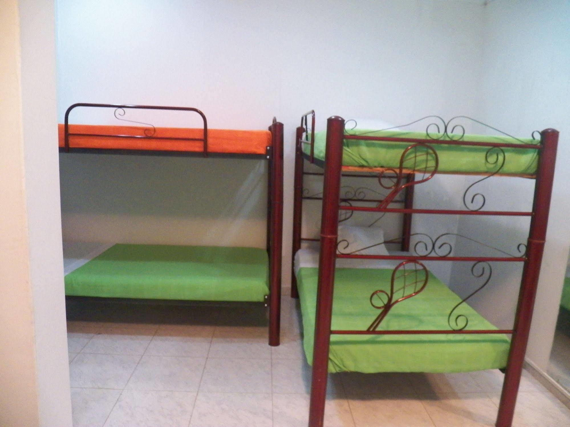 Hostal Deluxe Santander Manizales Exteriör bild