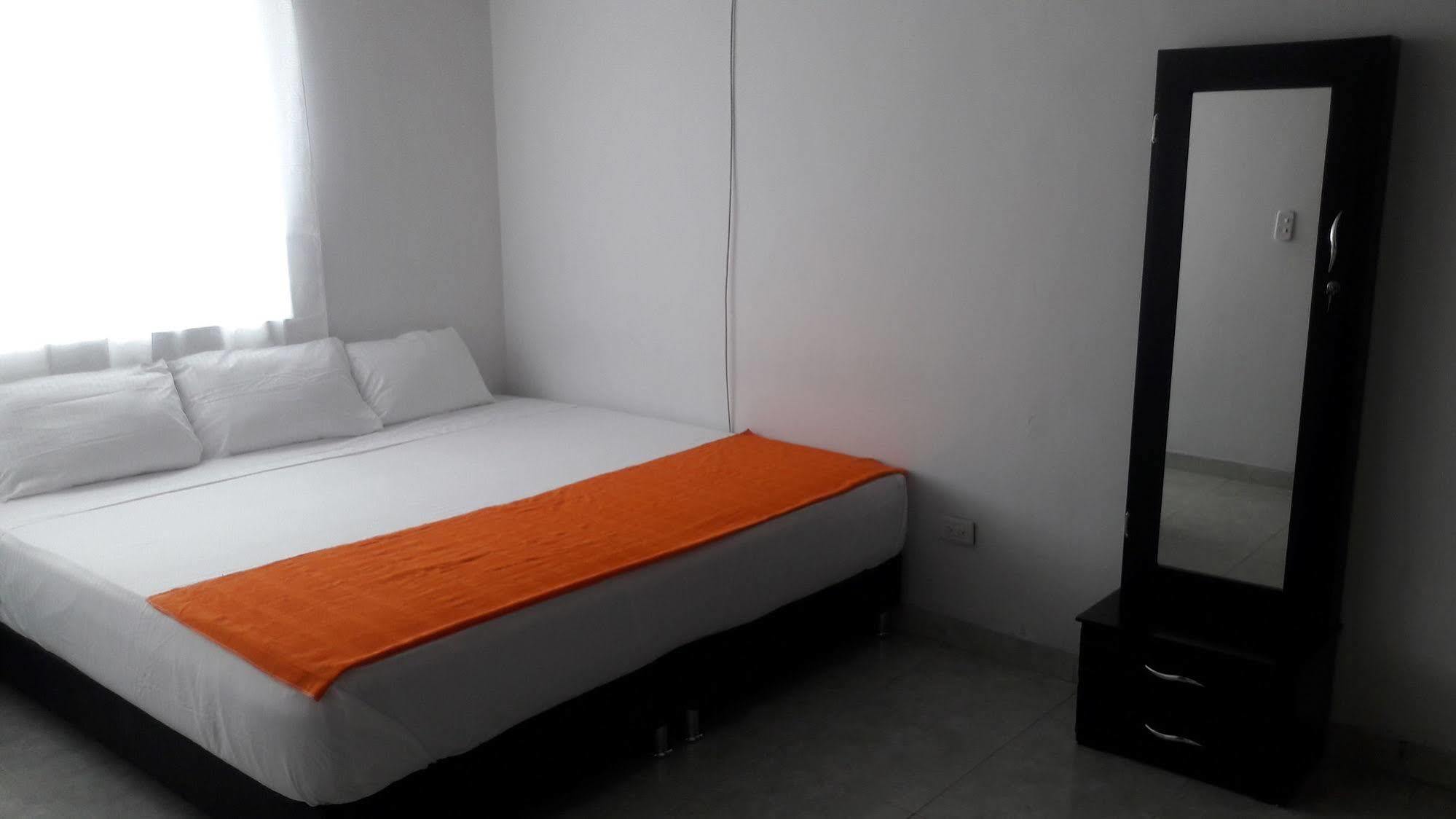 Hostal Deluxe Santander Manizales Exteriör bild